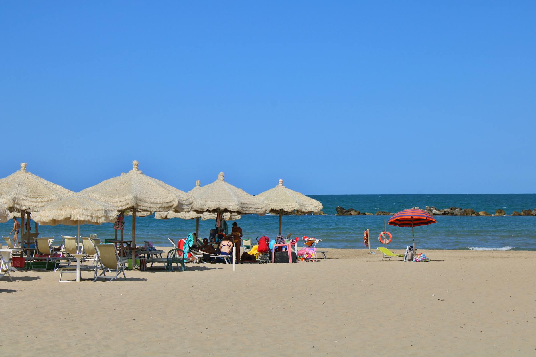 Où partir en avril au soleil ? 15 destinations comparées pour choisir sans hésiter ?