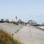 Digue de Malo-les-Bains avec villas Belle Époque face à la mer du Nord