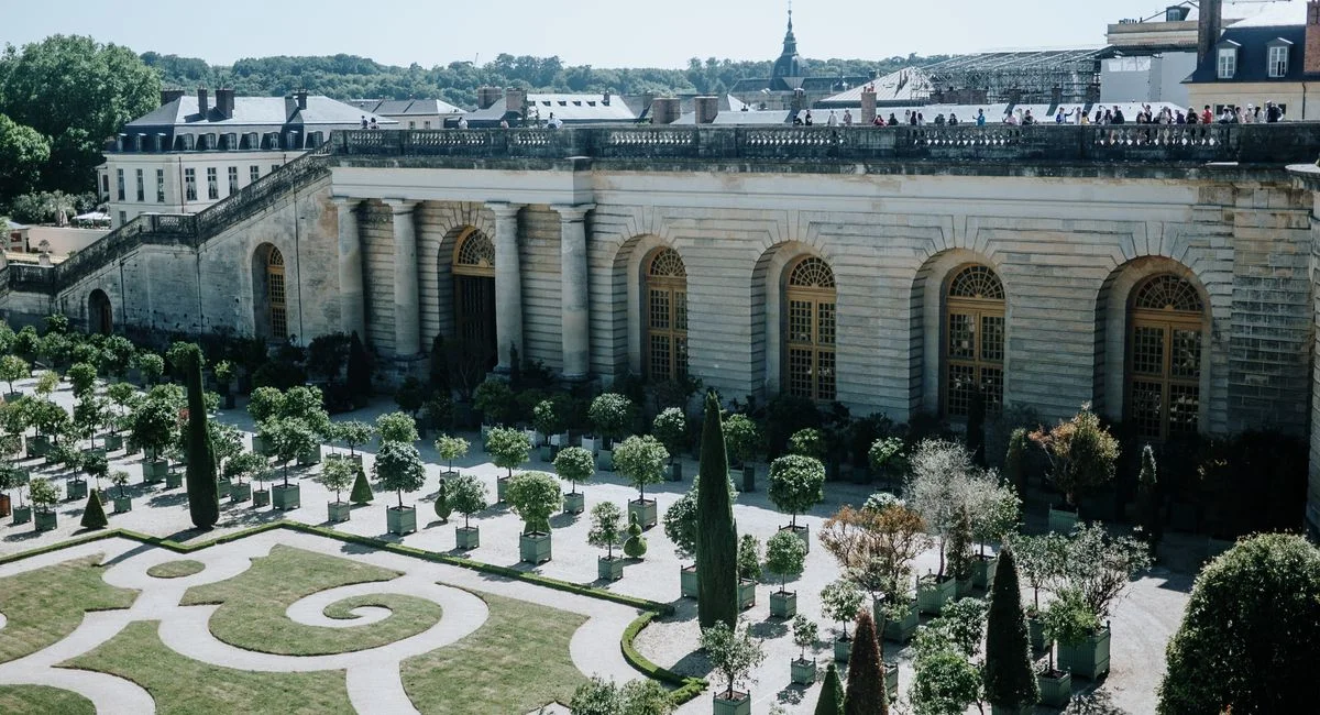 Versailles sans débourser un euro : la visite gratuite enfin expliquée honnêtement