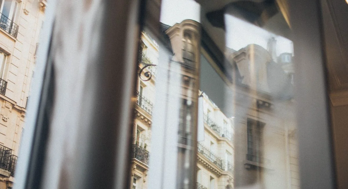 Hotel amour paris rue navarin : le vrai comparatif pour décider entre mythe et réalité