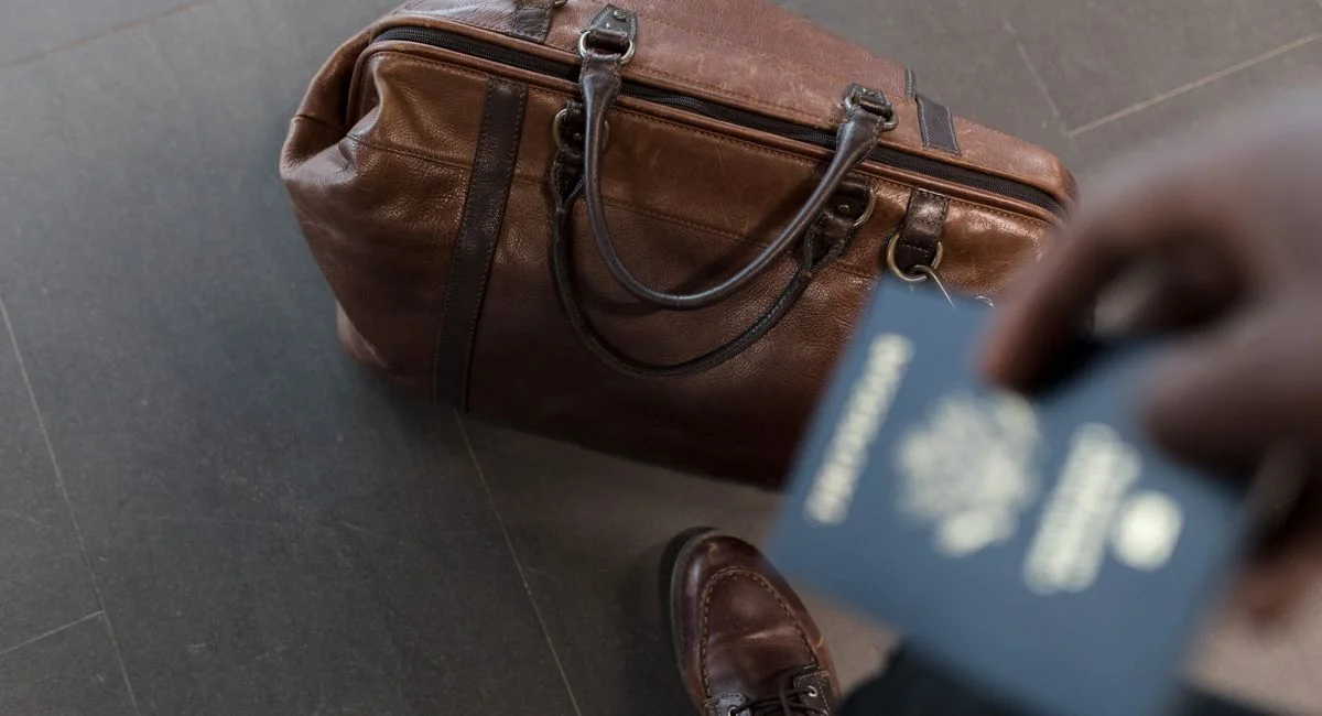 Cinq critères que les comparatifs oublient pour bien choisir sa boîte à bijoux de voyage