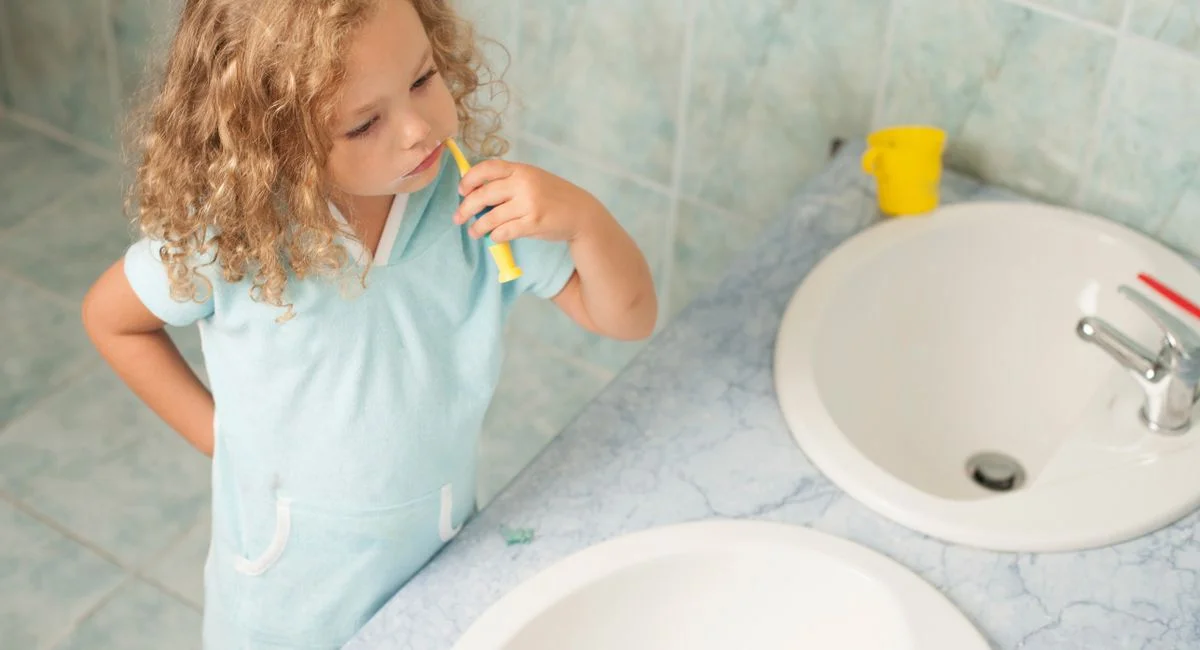 La brosse à dents de voyage résout enfin l&rsquo;énigme de l&rsquo;hygiène bucco-dentaire en déplacement